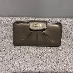 Vintage Coach Metallic Bronze Leather Zip Continental Wallet